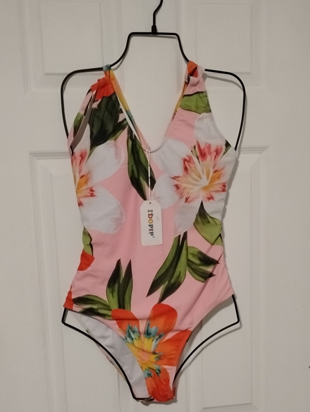 NWT - Women’s Pink Floral One-Piece Swimsuit Size M
